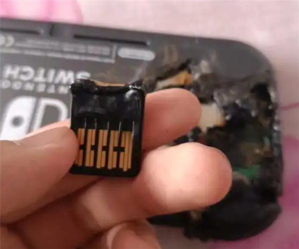 盛煌娱乐：Switch卡带经历火灾后毫发无损 网友感叹：仁坚强